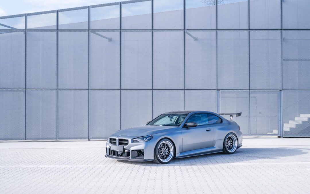 BMW M2 | JR Wheels JR23 Hyper Gray Machined Lip