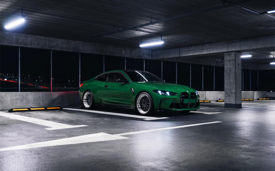 BMW M4 | JR Wheels JR23 Hyper Gray Machined Lip