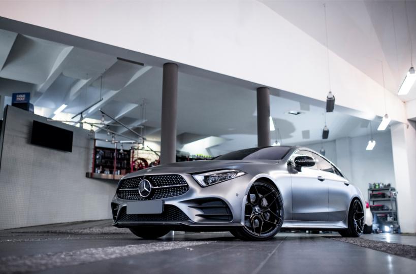 Mercedes CLS | JR Wheels JR34 Black