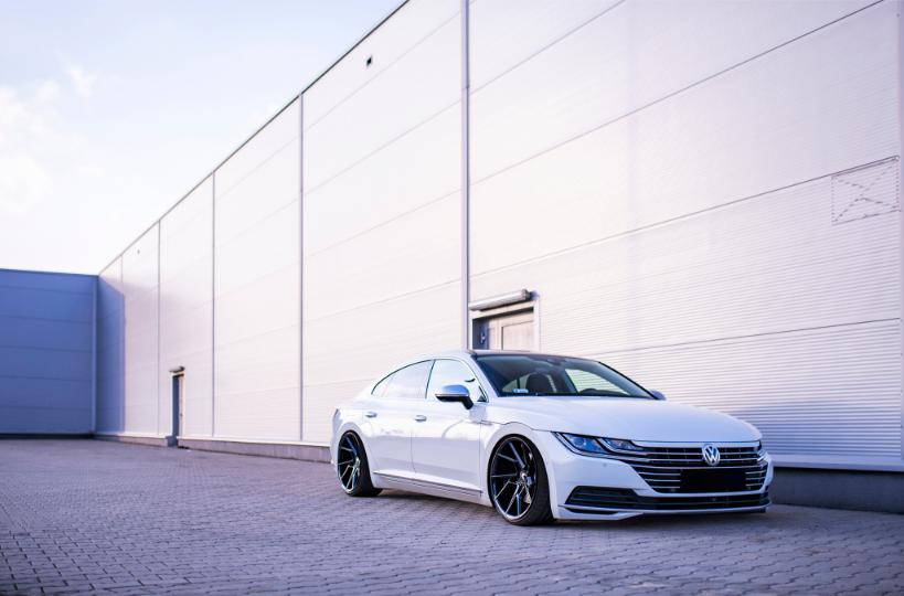 VW Arteon | JR Wheels JR33 Black