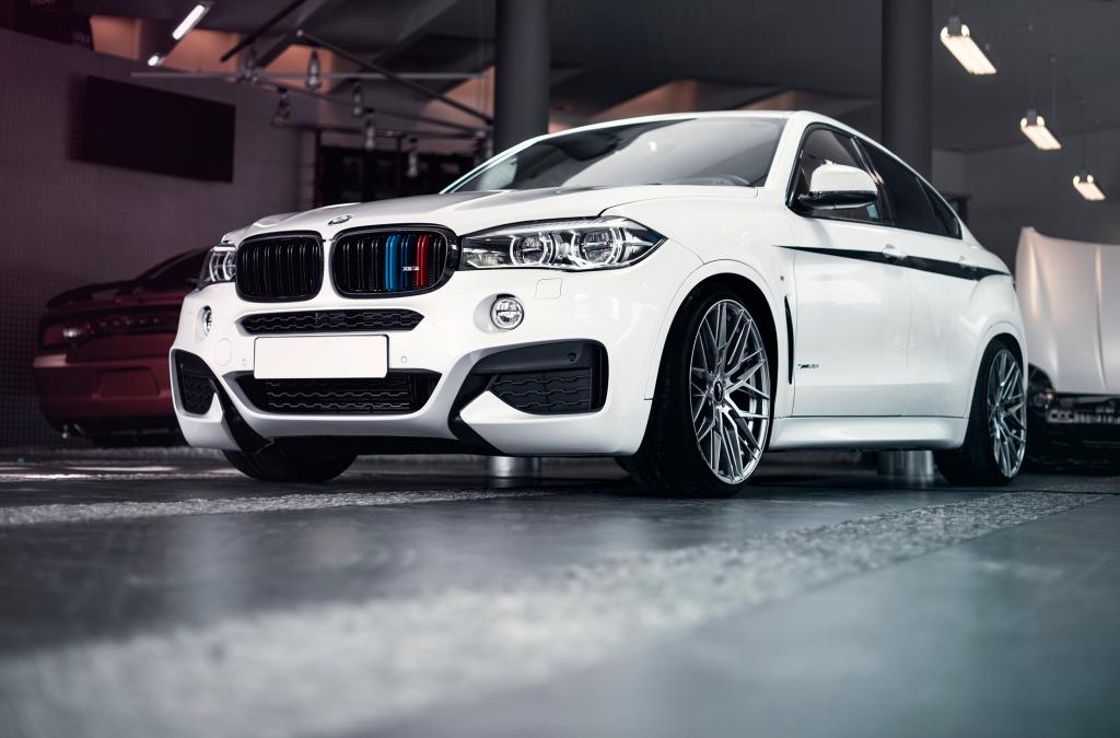 BMW X6 | JR Wheels JR28 Hyper Black