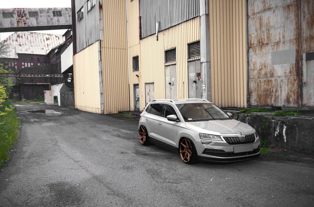 Skoda Karoq | JR Wheels JR20 Matt Bronze
