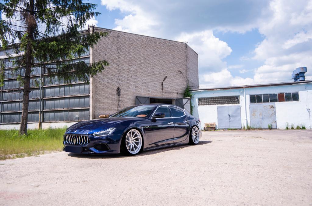 Maserati Ghibli | JR Wheels JR36 Silver