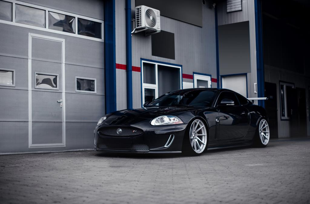 Jaguar XKRs | JR Wheels JR36 Silver