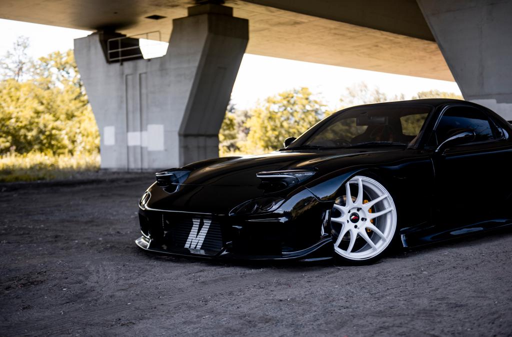 Mazda RX7 | JR Wheels JR29 White