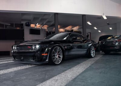 Dodge Challenger RT | JR Wheels JR28 Hyper Black