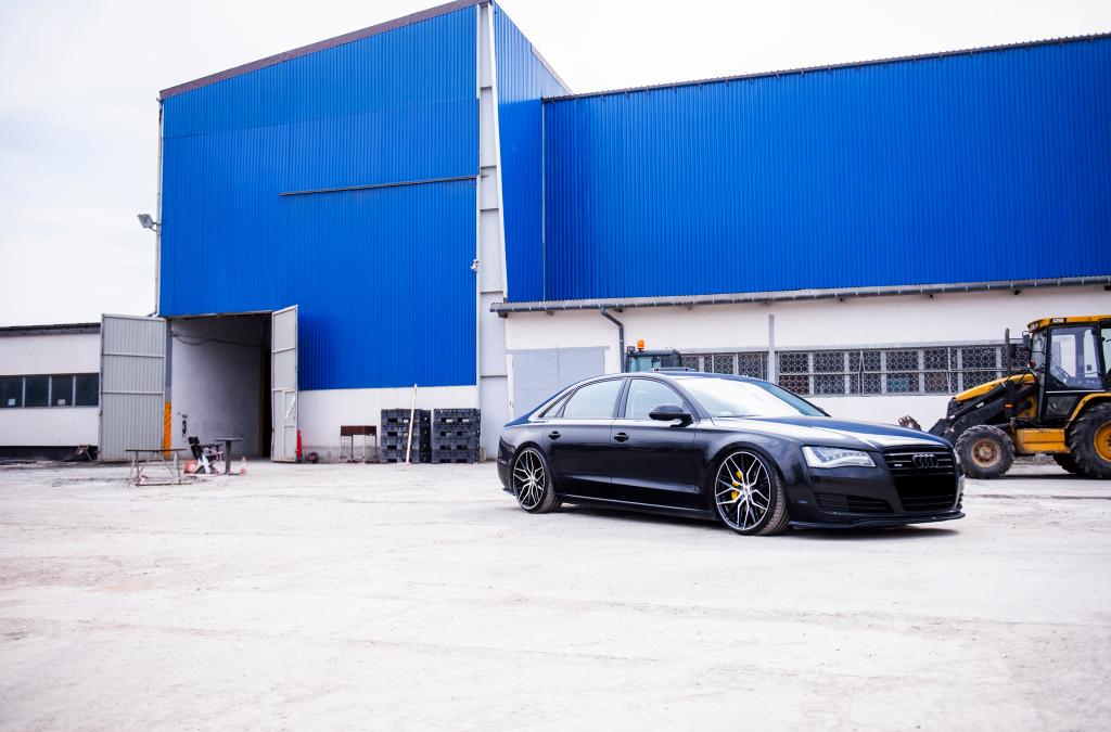 Audi A8 | JR Wheels JR28 Silver Black
