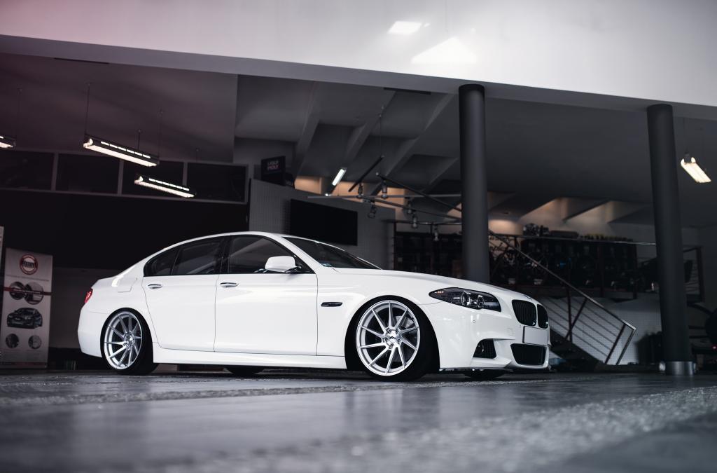 BMW 5 | JR Wheels JR36 Silver