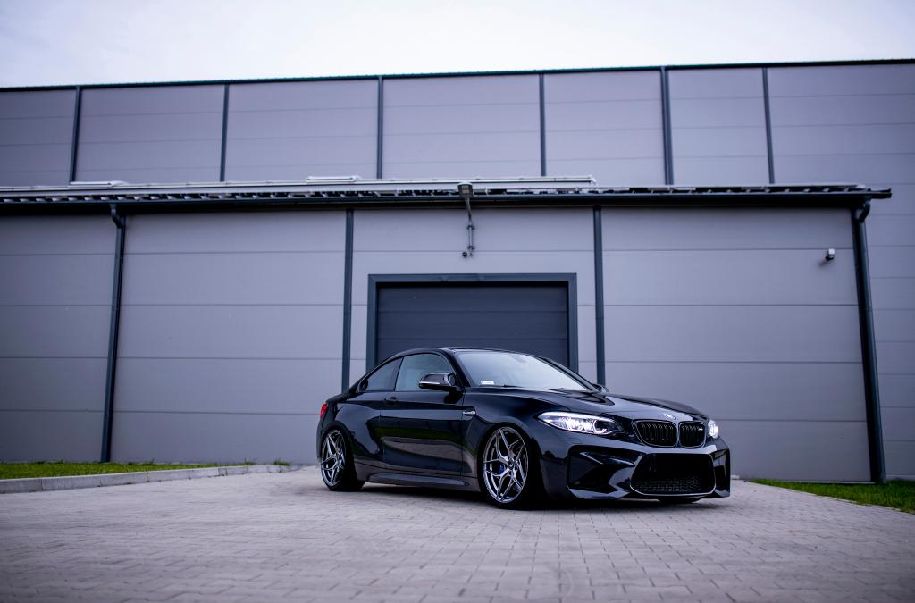 BMW M2 | JR Wheels JR35 Hyper Black