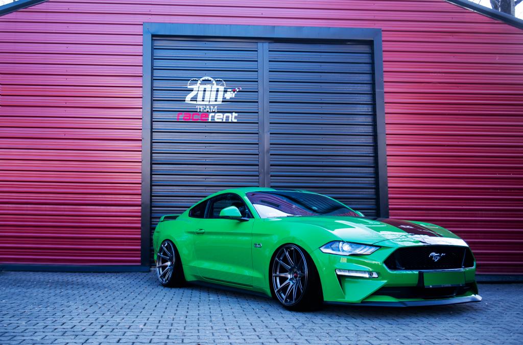 Ford Mustang GT | JR Wheels JR11 Hyper Black
