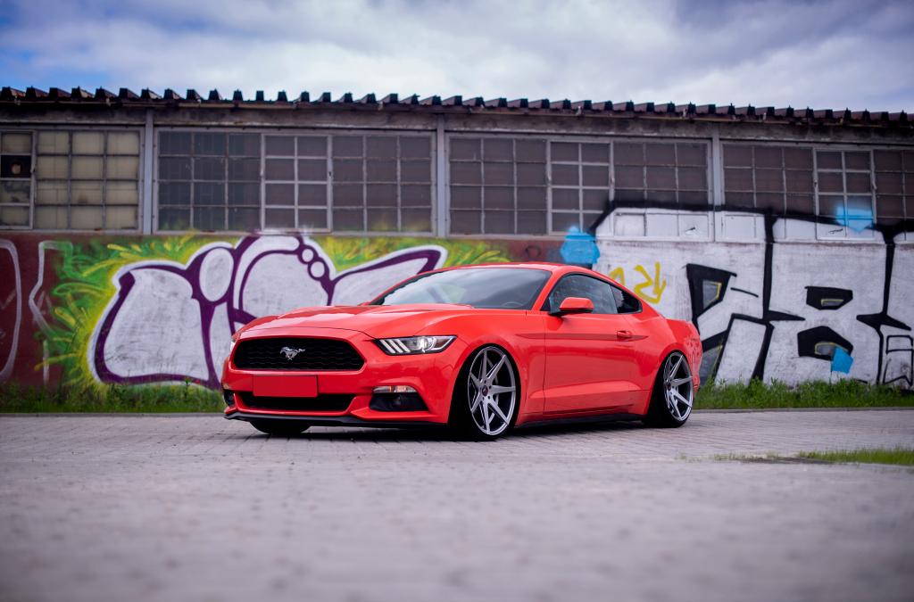 Ford Mustang | JR Wheels JR20 Hyper Black