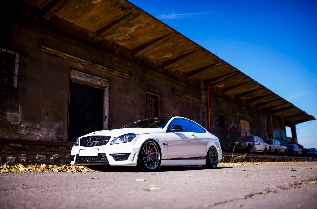 Mercedes C63 AMG | JR Wheels JR36 Hyper Black