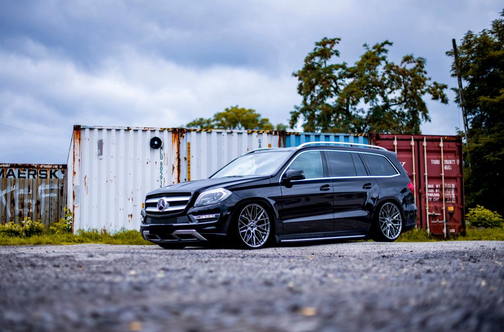 Mercedes GL | JR Wheels JR28 Hyper Black