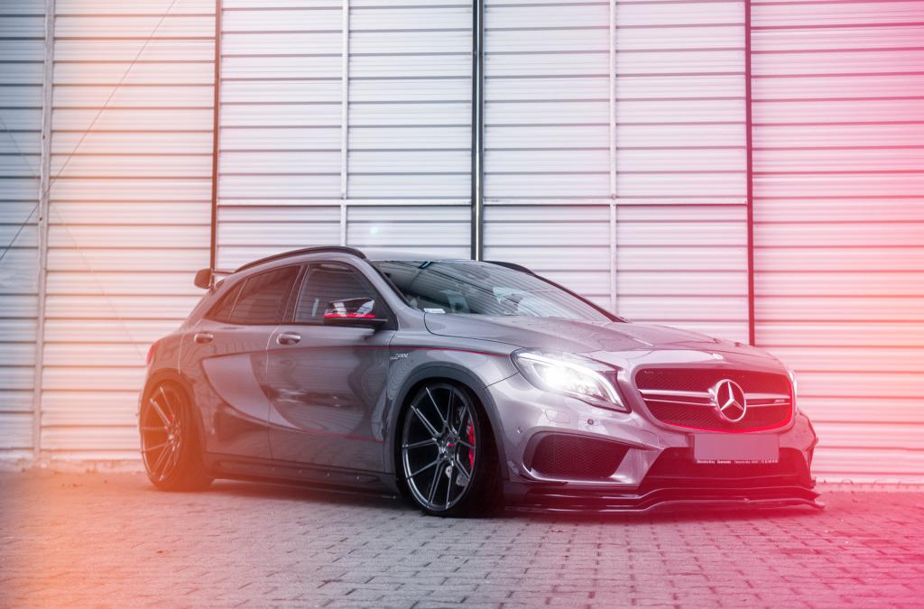 Mercedes GLA 45 AMG | JR Wheels JR30 Hyper Black