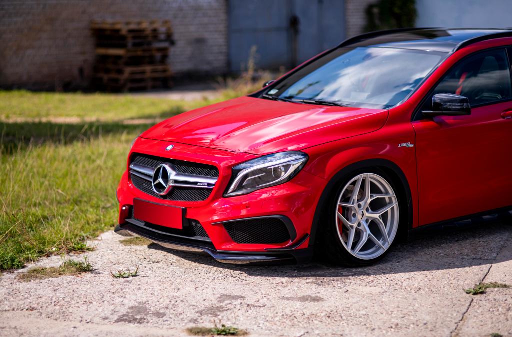 Mercedes GLA 45 AMG | JR Wheels JR35 Silver