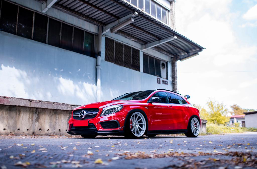 Mercedes GLA45 AMG | JR Wheels JR36 Silver Machined Face