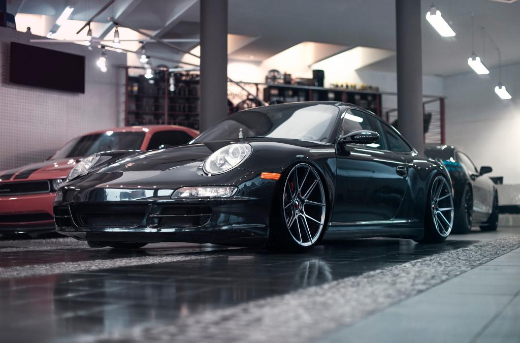 Porsche 911 Carrera 4s | JR Wheels JR30 Hyper Black