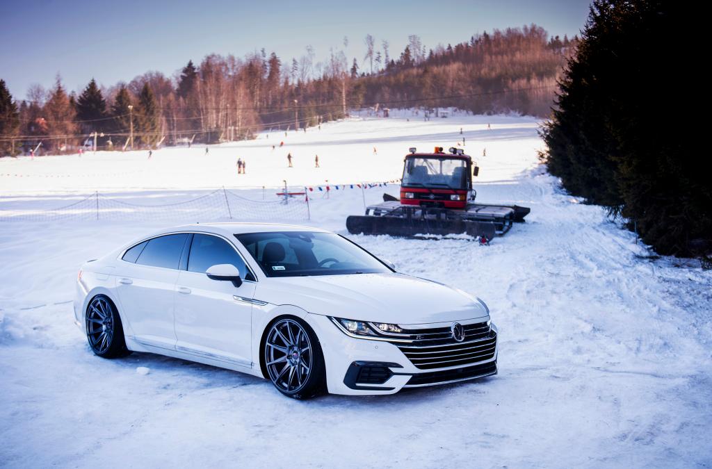VW Arteon | JR Wheels JR11 Hyper Black