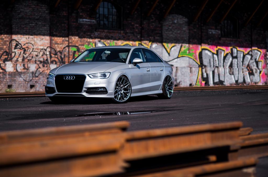 Audi A3 | JR Wheels JR28 Hyper Black