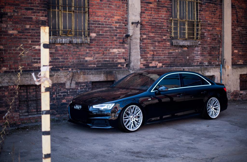Audi A4 B9 | JR Wheels JR28 Silver