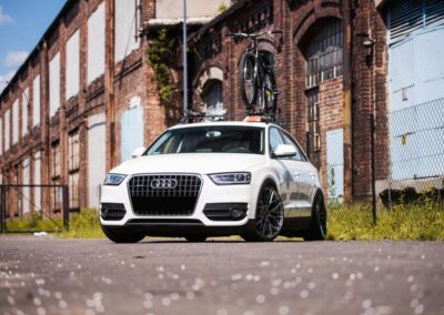 Audi Q3 | JR Wheels JR28 Hyper Black
