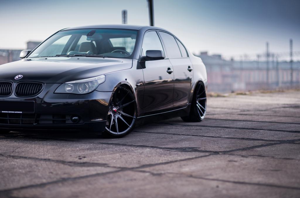 BMW E60 | JR Wheels JR21 Black