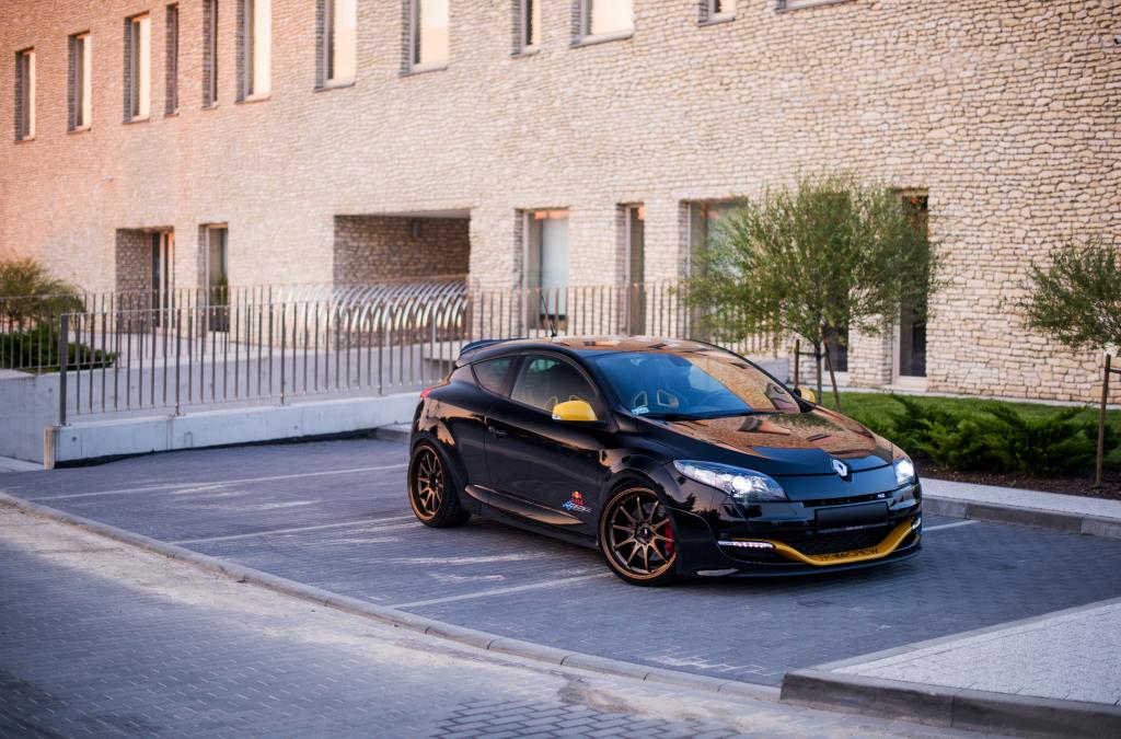 Renault Megane RS | JR Wheels JR5 Matt Bronze