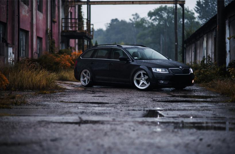 Skoda Octavia | JR Wheels JR24 Silver