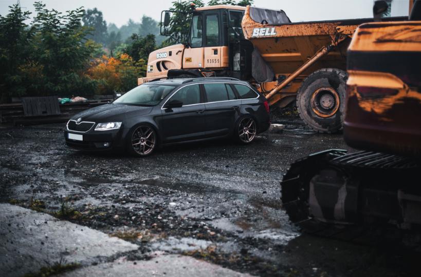 Skoda Octavia | JR Wheels JR25 Bronze