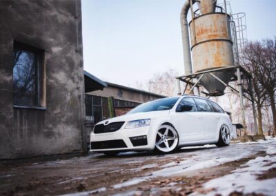 Skoda Octavia RS | JR Wheels JR24 Silver