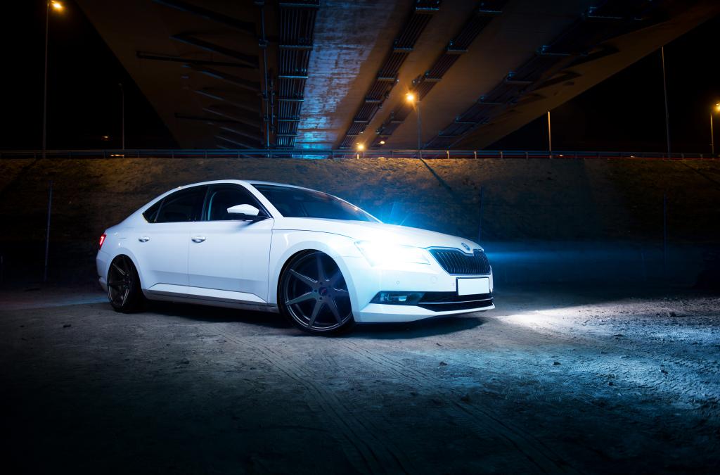 Skoda Superb | JR Wheels JR20 Matt Bronze