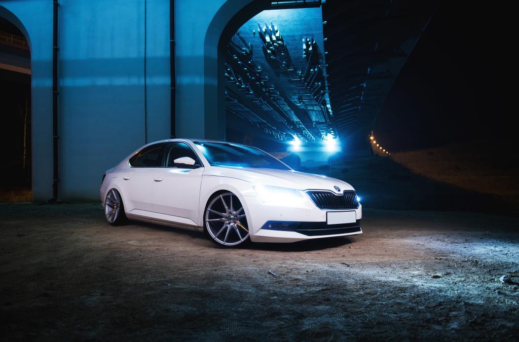 Skoda Superb | JR Wheels JR21 Silver