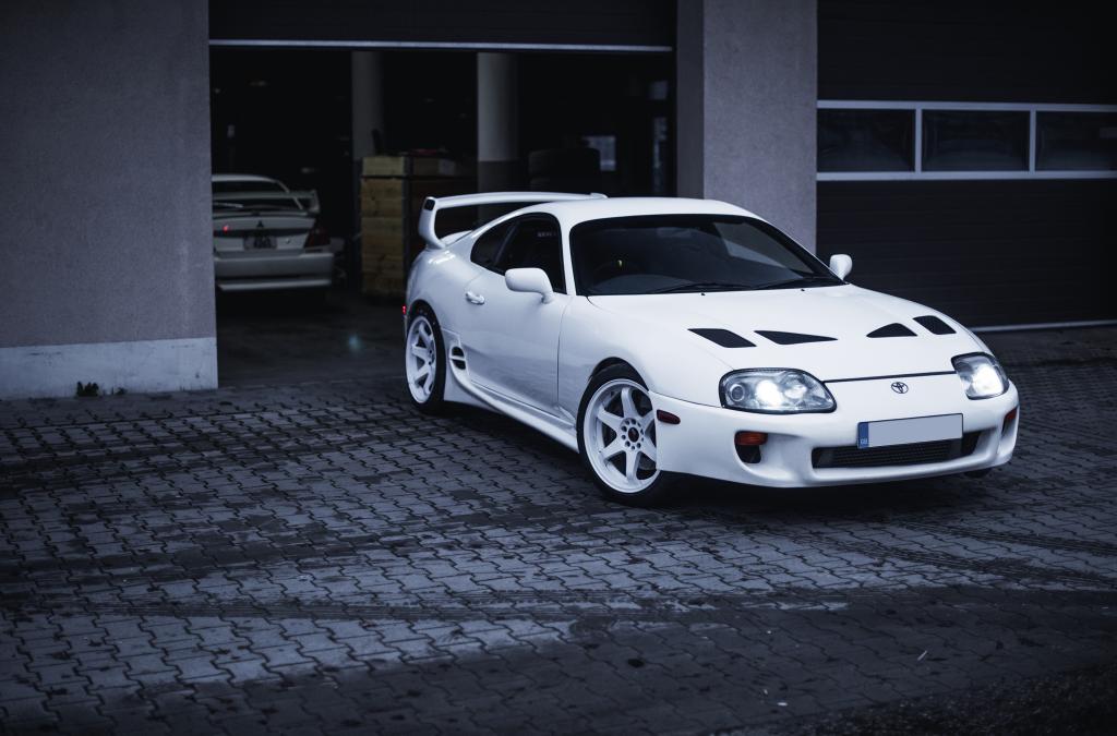 Toyota Supra | JR Wheels JR3 White