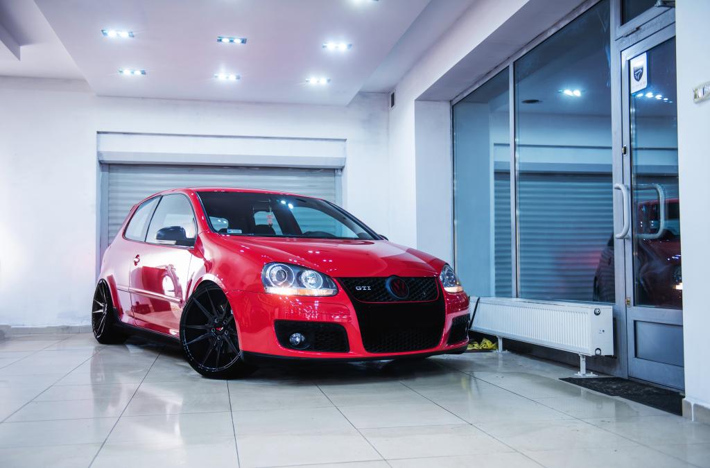 VW Golf mk5 GTI | JR Wheels JR21 Black