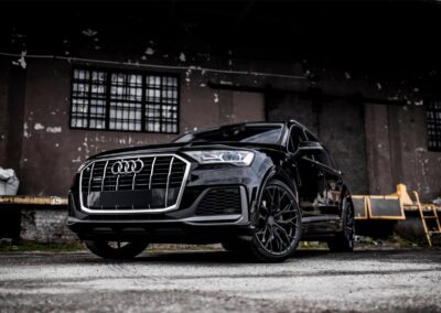 Audi Q7 | Concaver Wheels CVR1 Carbon Graphite