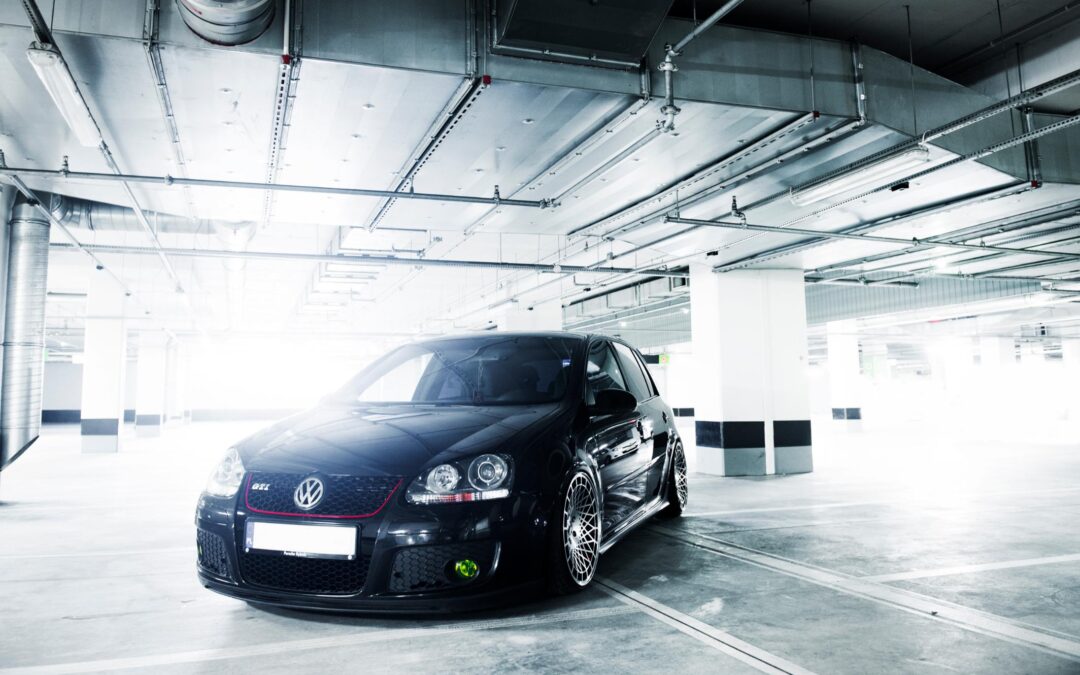 VW Golf GTI mk5 | JR Wheels JR14 Black Machined Face