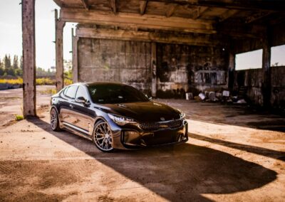 Kia Stinger | Concaver Wheels CVR1 Brushed Titanium