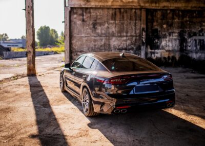 Kia Stinger | Concaver Wheels CVR3 Brushed Titanium