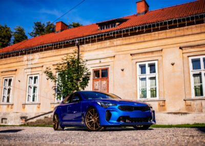 Kia Stinger | Concaver Wheels CVR4 Brushed Bronze