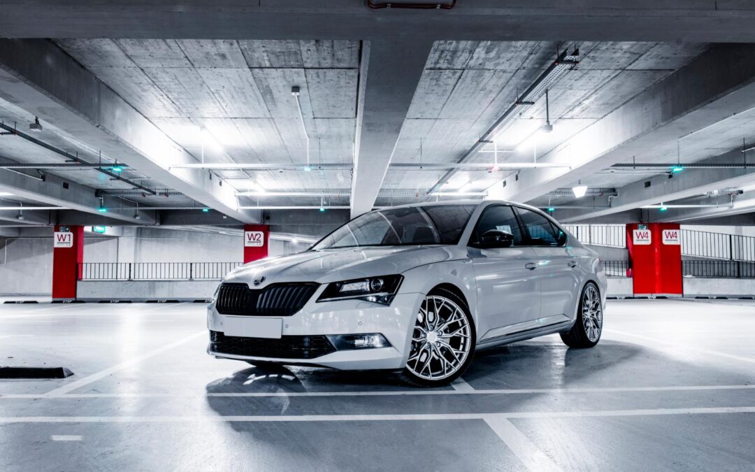 Skoda Superb | Concaver Wheels CVR1 Brushed Titanium
