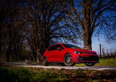 VW Golf mk8 GTI | Concaver Wheels CVR3 Brushed Bronze