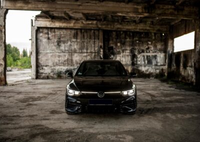 VW Golf R mk8 | Concaver Wheels CVR5 Brushed Titanium