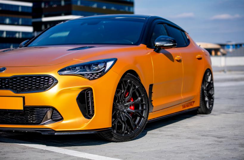Kia Stinger | Concaver Wheels CVR1 Carbon Graphite