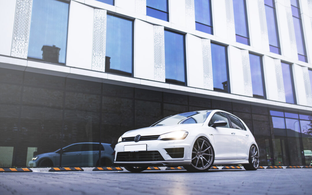 VW Golf R mk7 | Concaver Wheels CVR4 Brushed Titanium