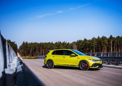 VW Golf GTI mk8 | Concaver Wheels CVR3 Carbon Graphite