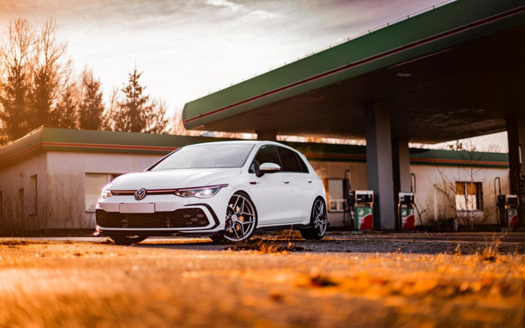 VW Golf GTI mk8 | Concaver Wheels CVR2 Brushed Titanium
