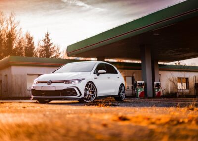 VW Golf GTI mk8 | Concaver Wheels CVR2 Brushed Titanium