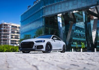Audi RS5 | Concaver Wheels CVR3 Platinum Black