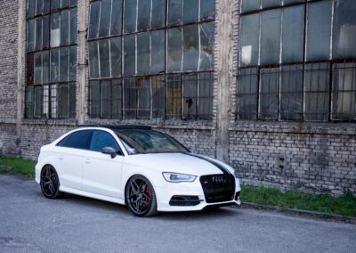 Audi S3 | Concaver Wheels CVR2 Carbon Graphite