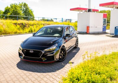 Hyundai i30N | Concaver Wheels CVR2 Platinum Black